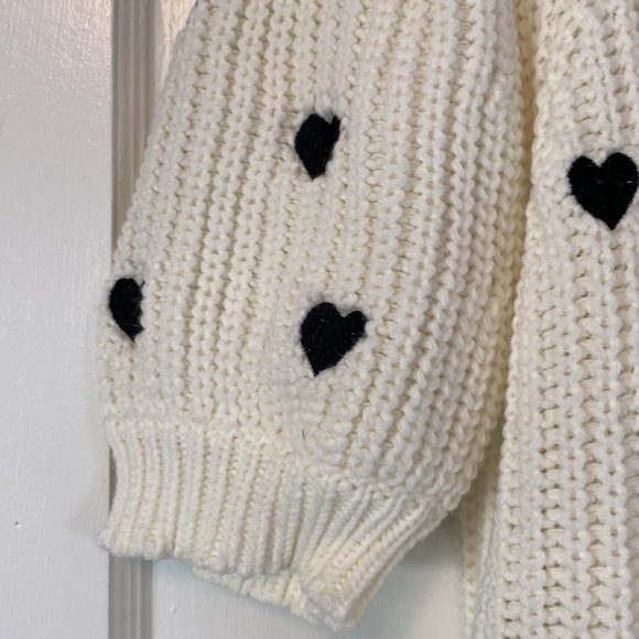 Embroidered knit sweater with hearts - Picture 4 of 4